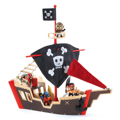 Ze Pirate Ship